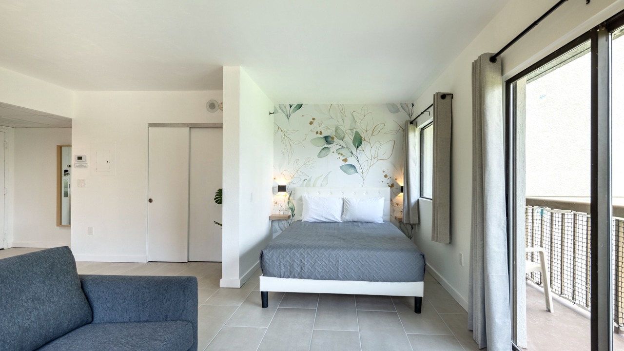 Photo of Bedroom in Florida Center