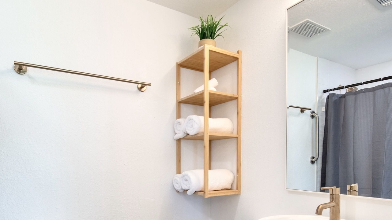 Photo of Bathroom in Florida Center