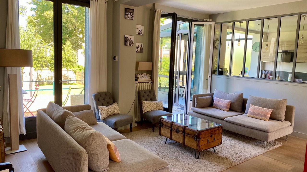 Photo of Livingroom in Versailles