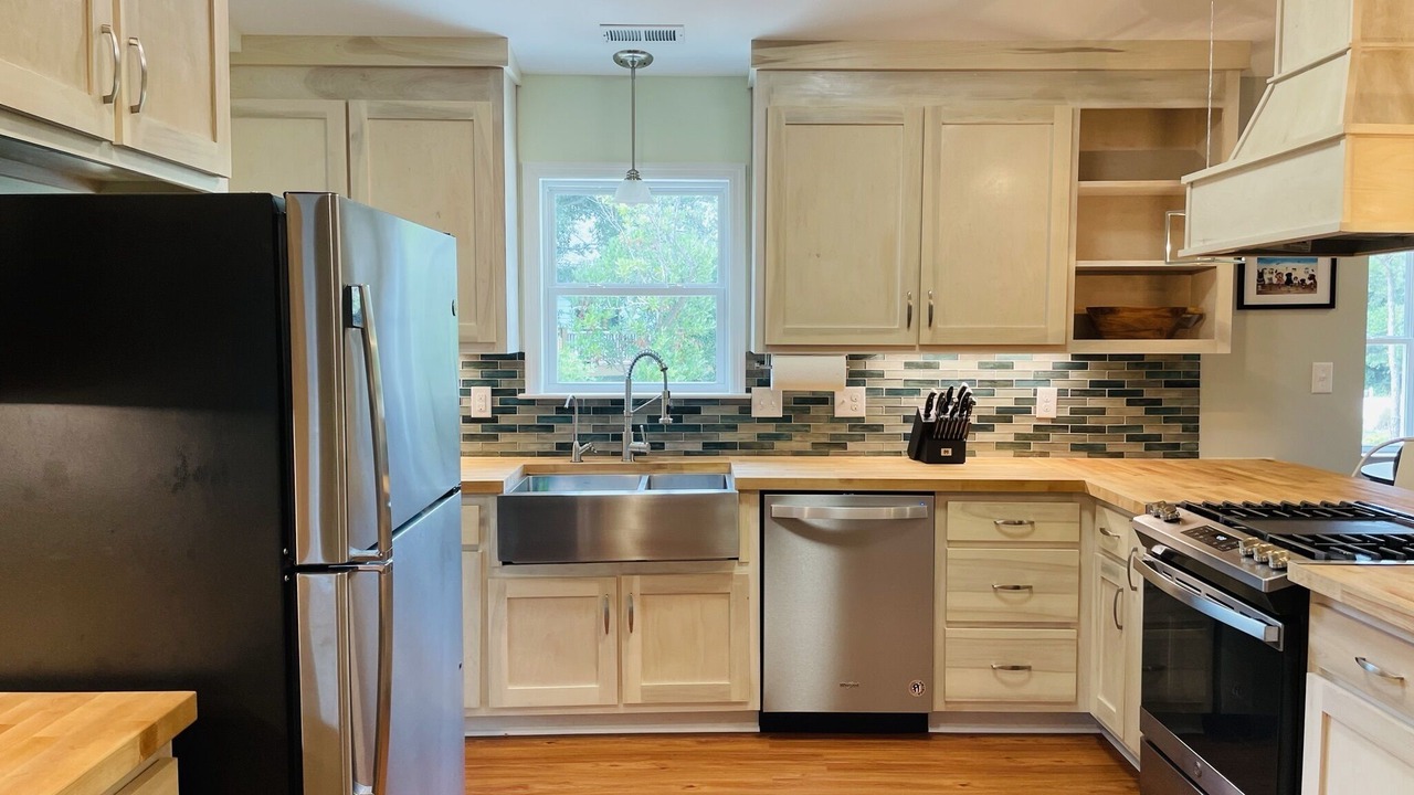 Photo of Kitchen in Emerald Isle