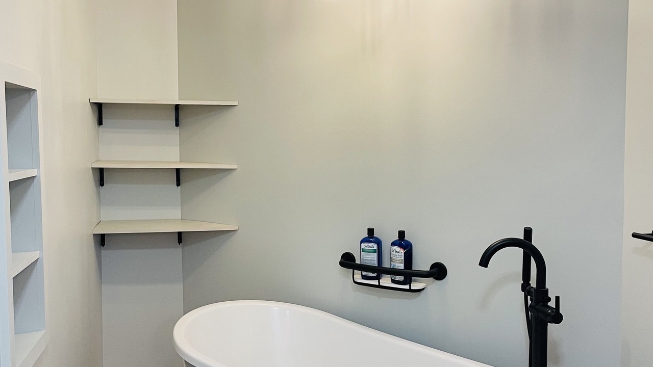Photo of Bathroom in Emerald Isle