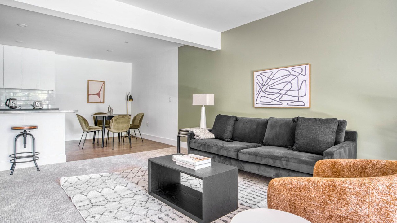 Photo of Livingroom in Sharon Heights