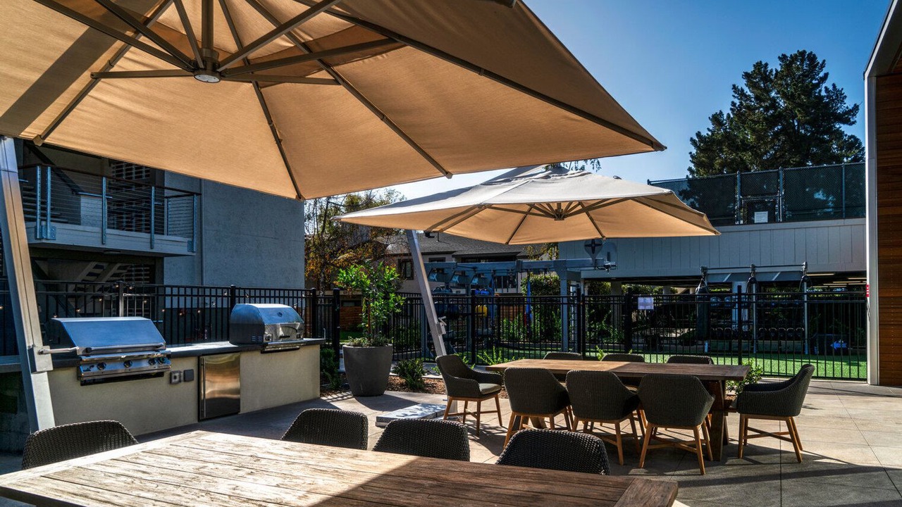 Photo of Outdoor in Sharon Heights