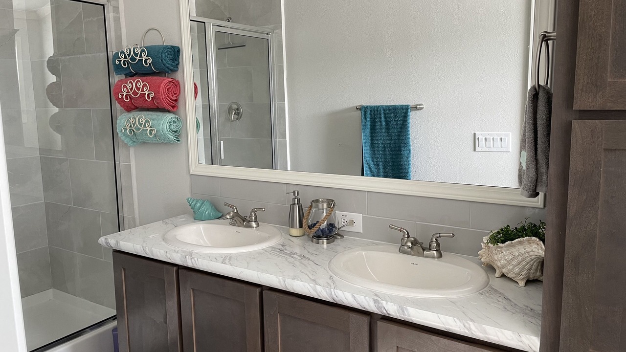 Photo of Bathroom in Long Mott
