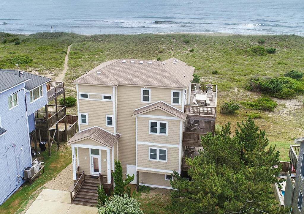 Photo of Outdoor in Waves