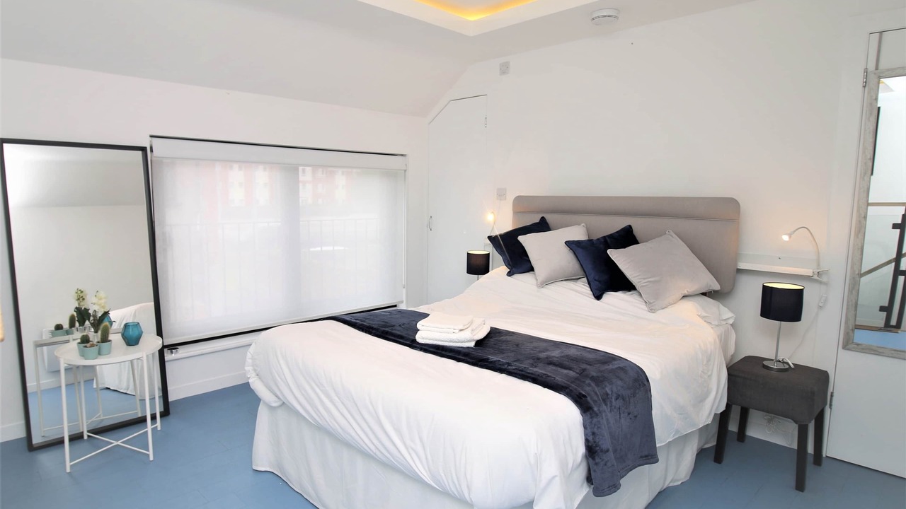 Photo of Others in Heath