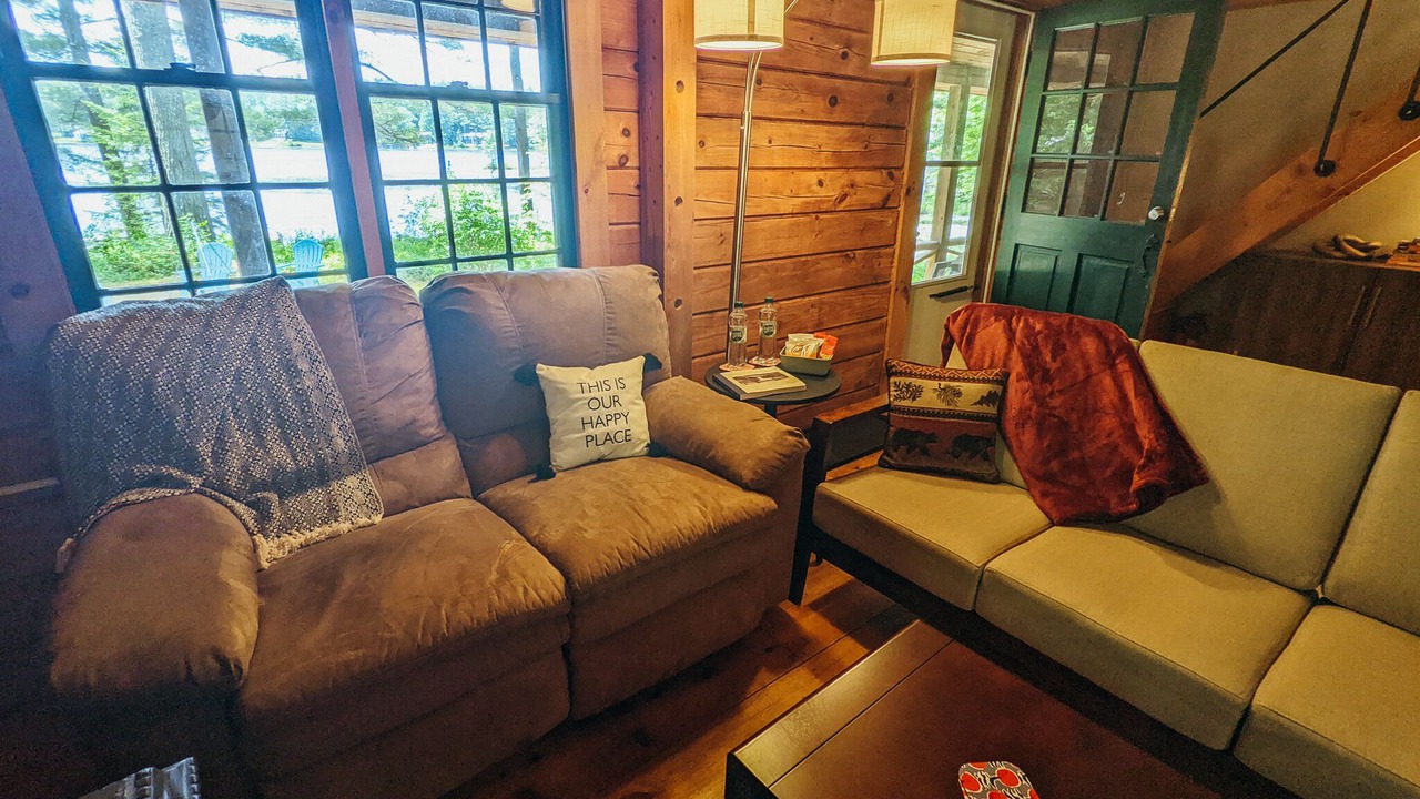 Photo of Livingroom in Fitzwilliam