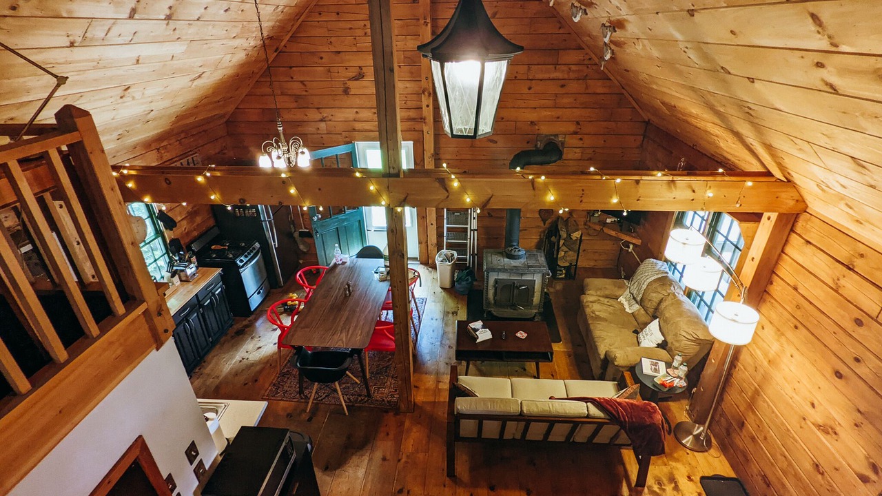 Photo of Livingroom in Fitzwilliam