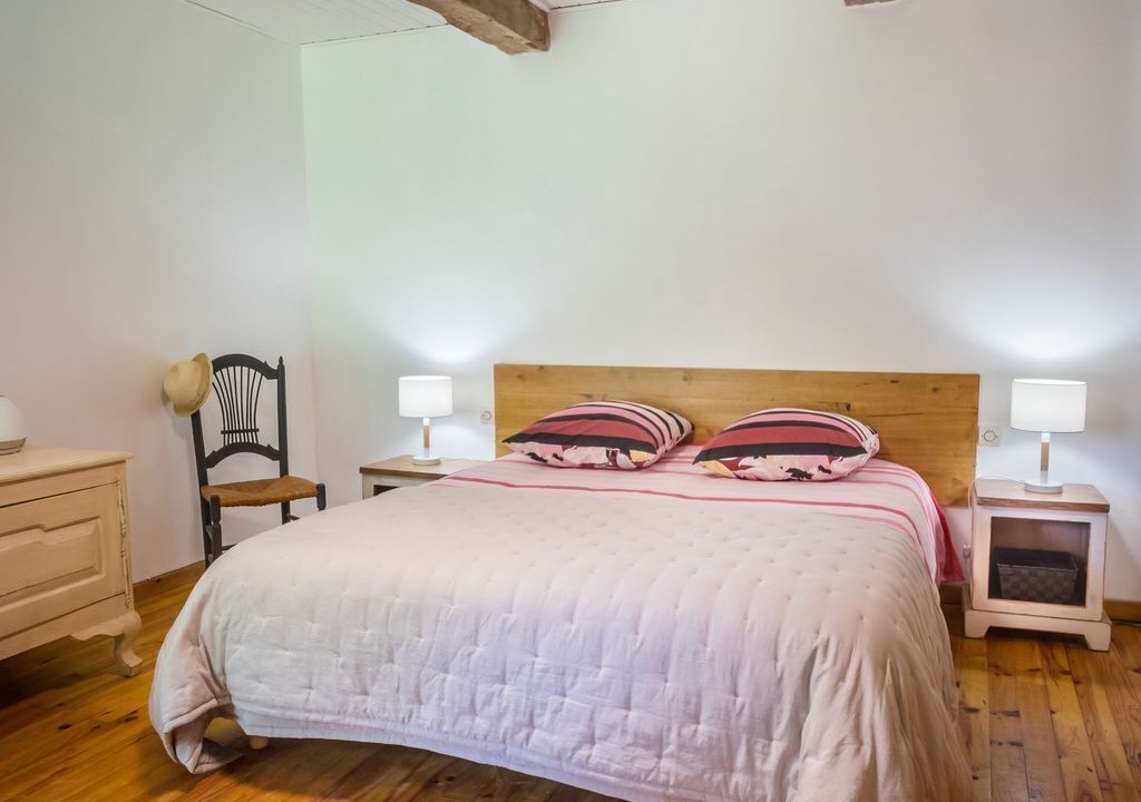 Photo of Bedroom in Touget