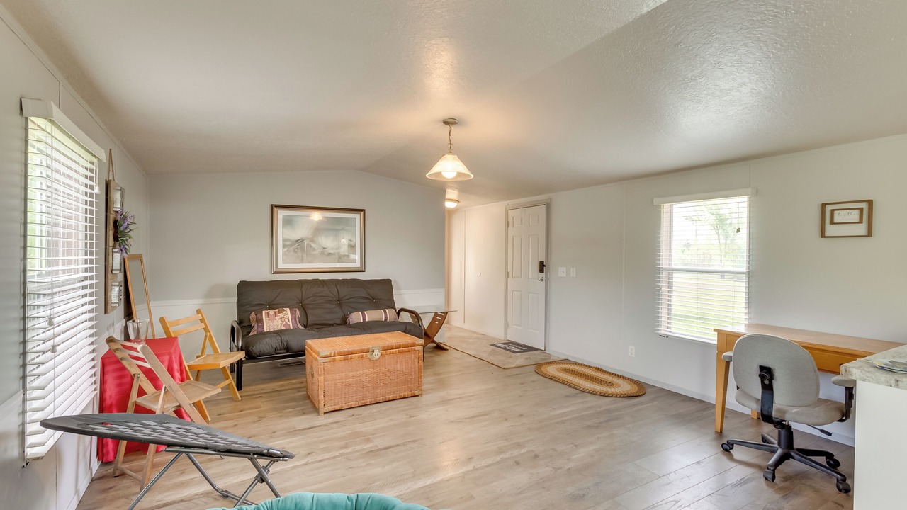 Photo of Livingroom in Walkerville