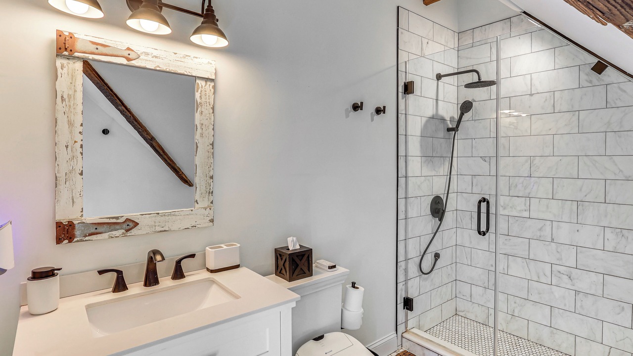 Photo of Bathroom in Glen Ridge