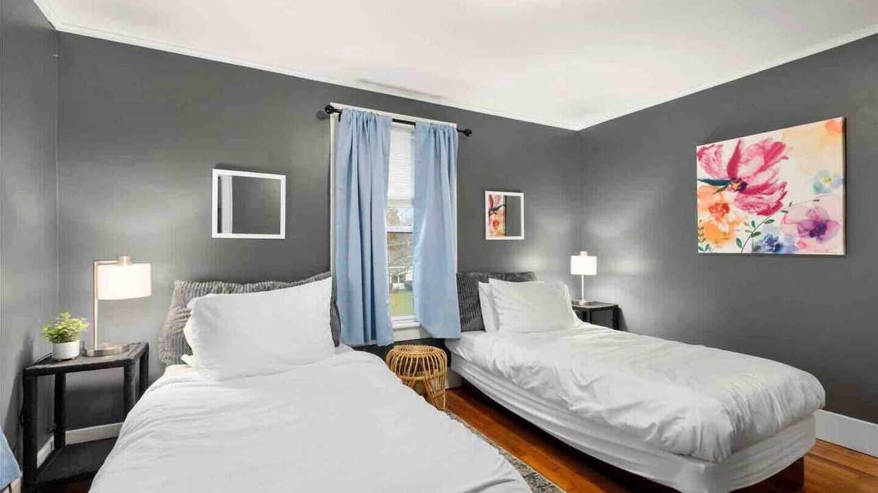 Photo of Bedroom in West End