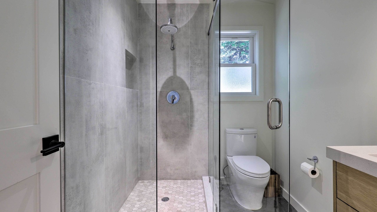 Photo of Bathroom in Rutherford