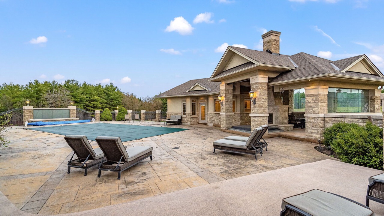 Photo of Patio Balcony in Norval