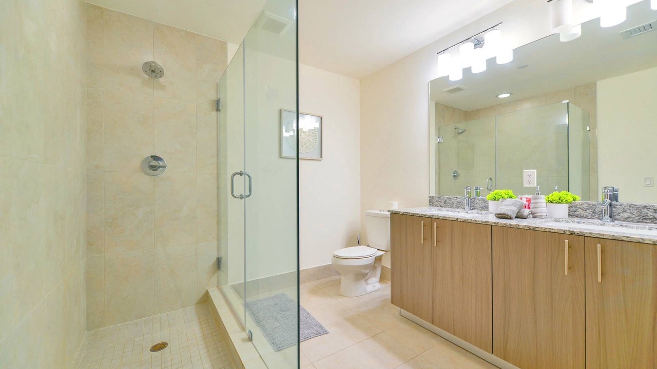 Photo of Bathroom in Doral