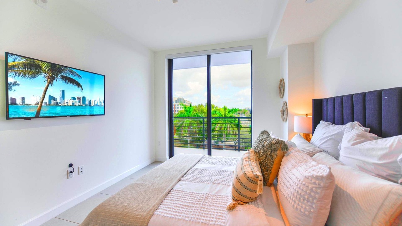 Photo of Bedroom in Doral