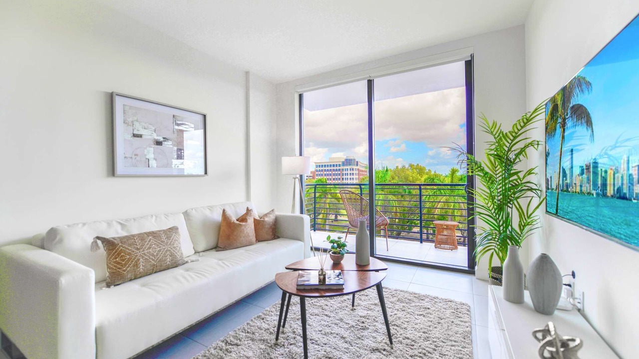 Photo of Livingroom in Doral