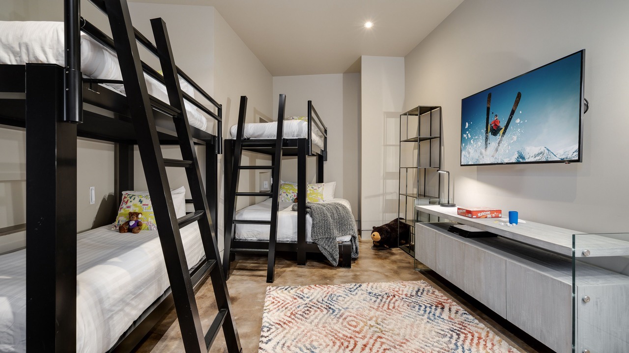 Photo of Bedroom in The Highlands
