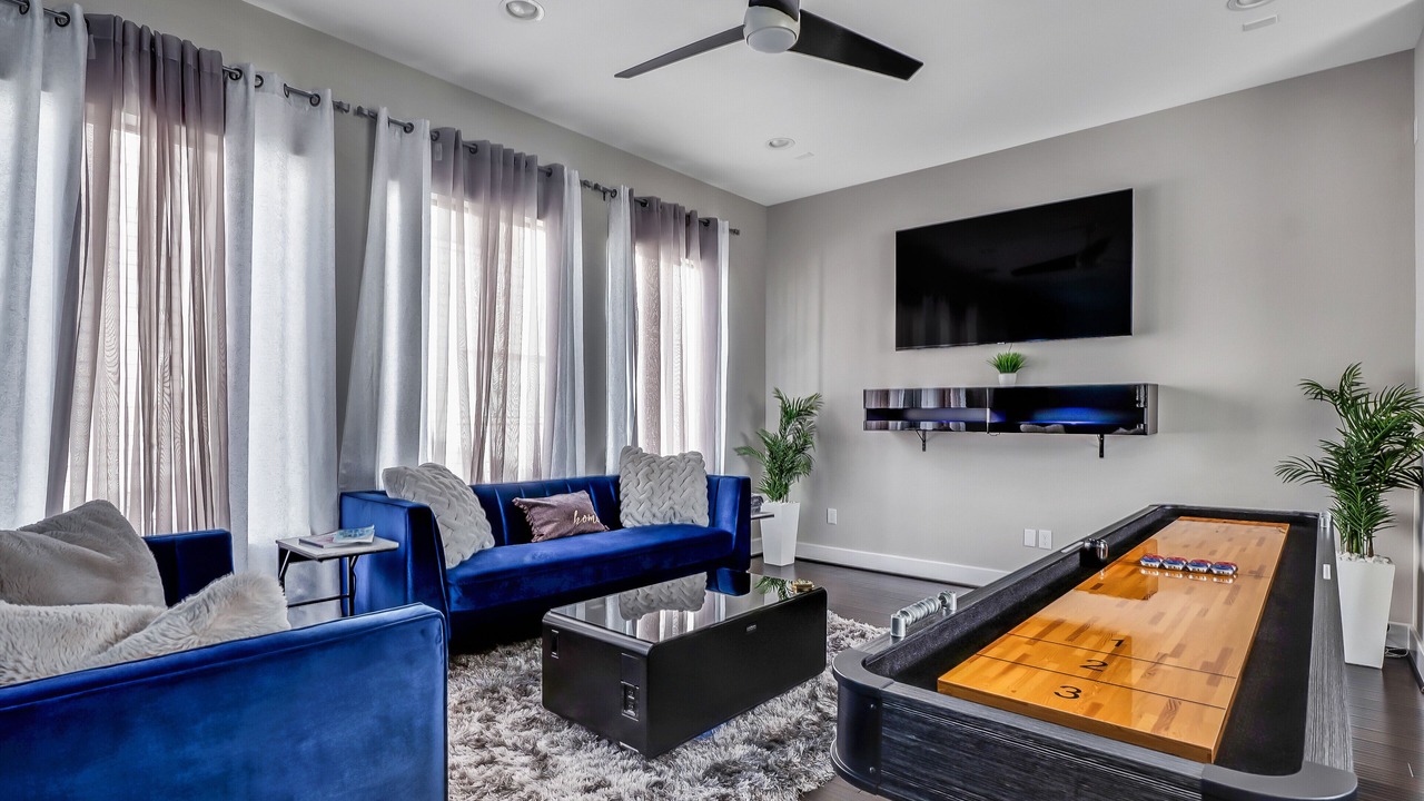 Photo of Livingroom in East Downtown Houston