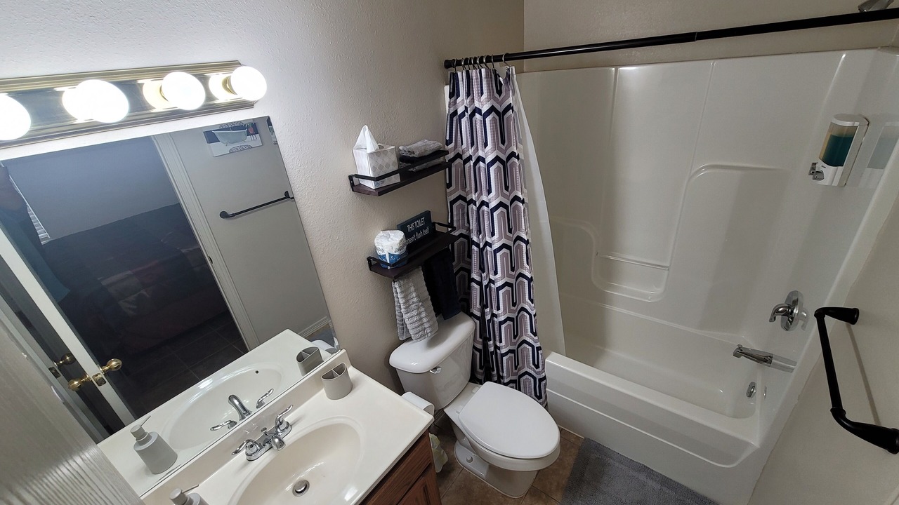 Photo of Bathroom in Brownsville