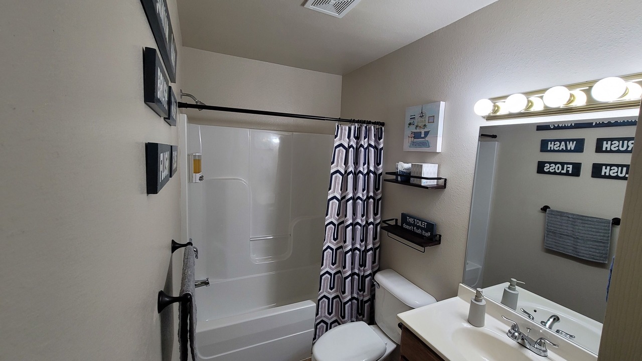 Photo of Bathroom in Brownsville
