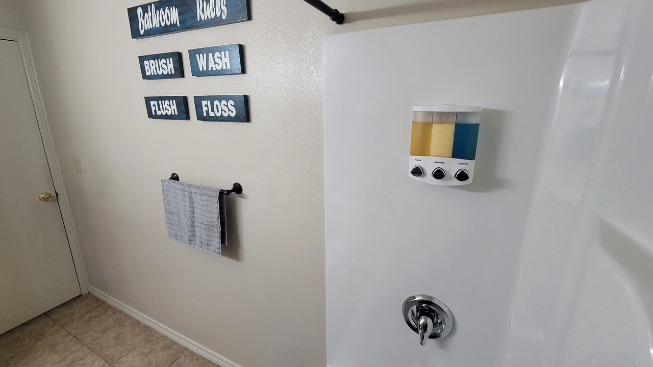 Photo of Bathroom in Brownsville