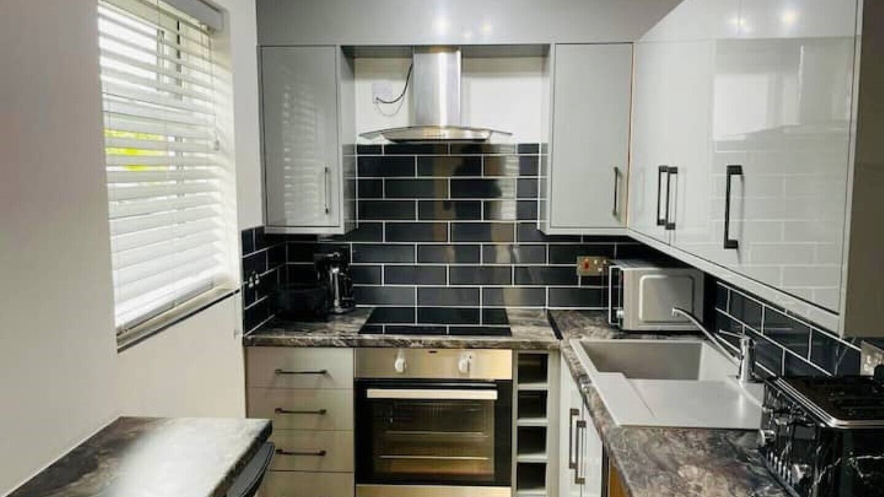 Photo of Kitchen in Kenilworth