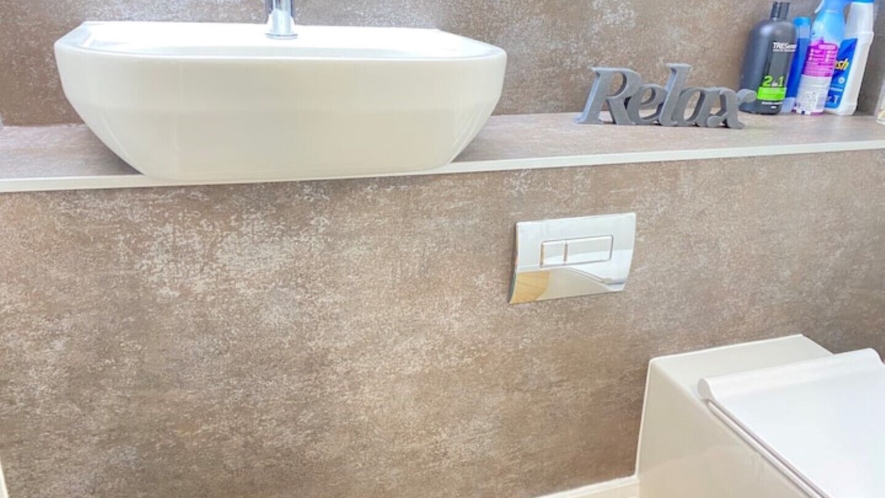 Photo of Bathroom in Kenilworth