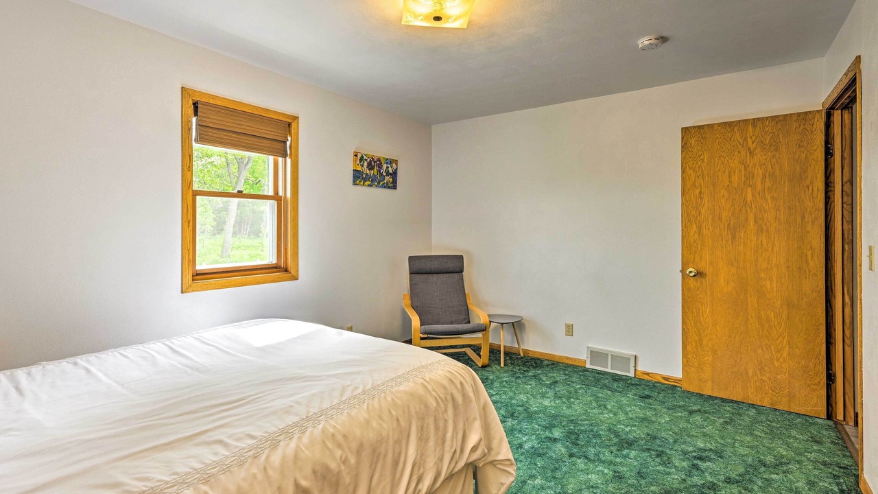 Photo of Bedroom in Arena