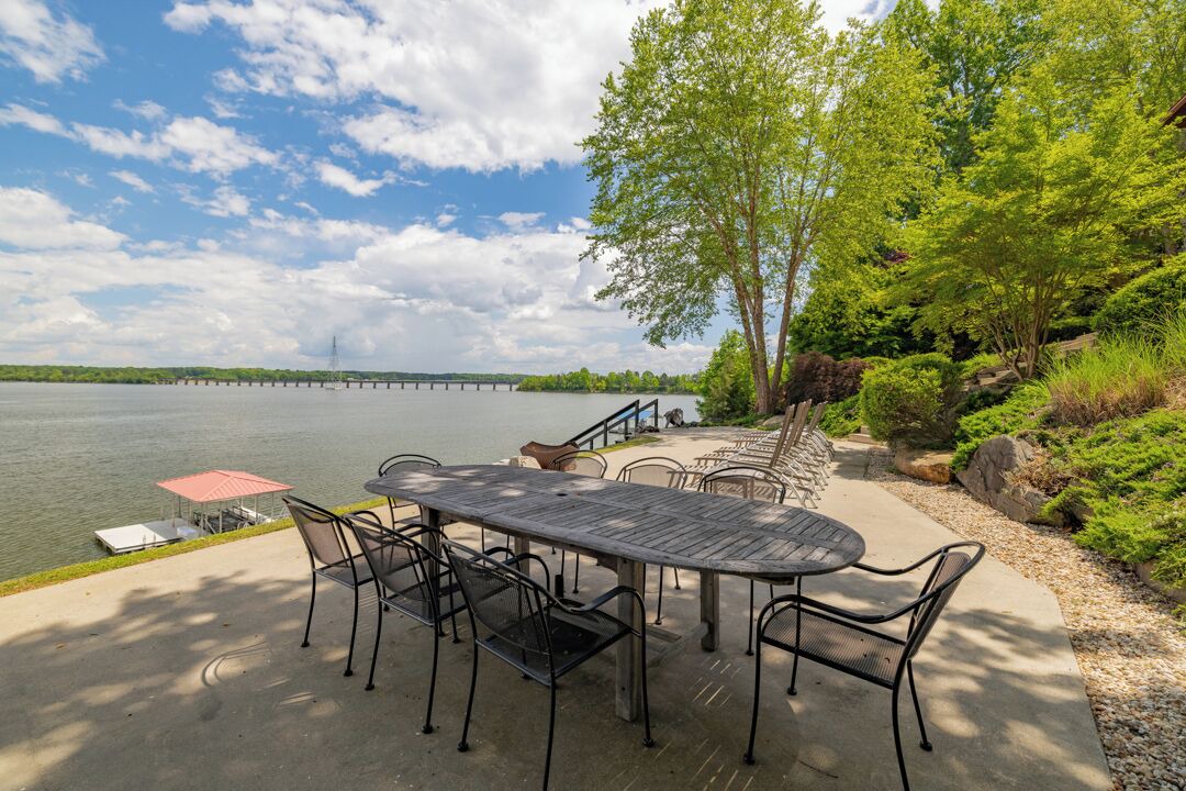 Photo of Outdoor in Clarksville