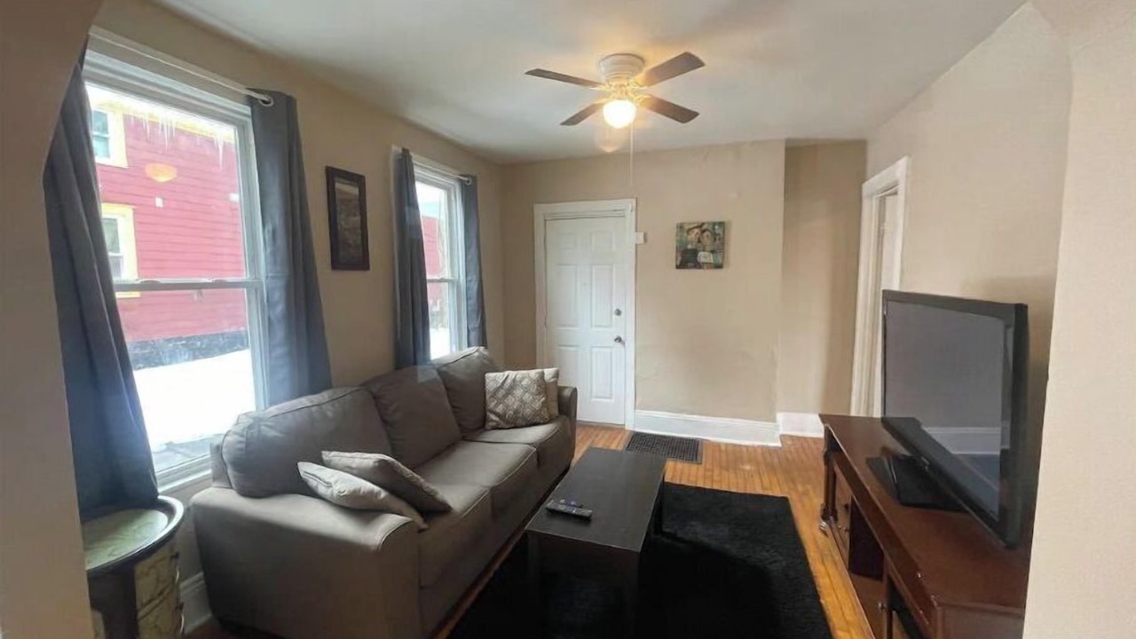Photo of Livingroom in Downtown Syracuse