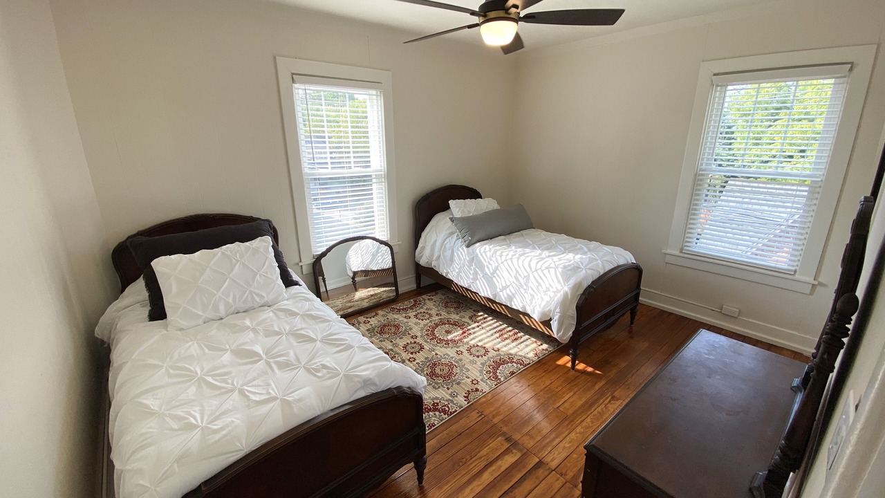 Photo of Bedroom in Jefferson City
