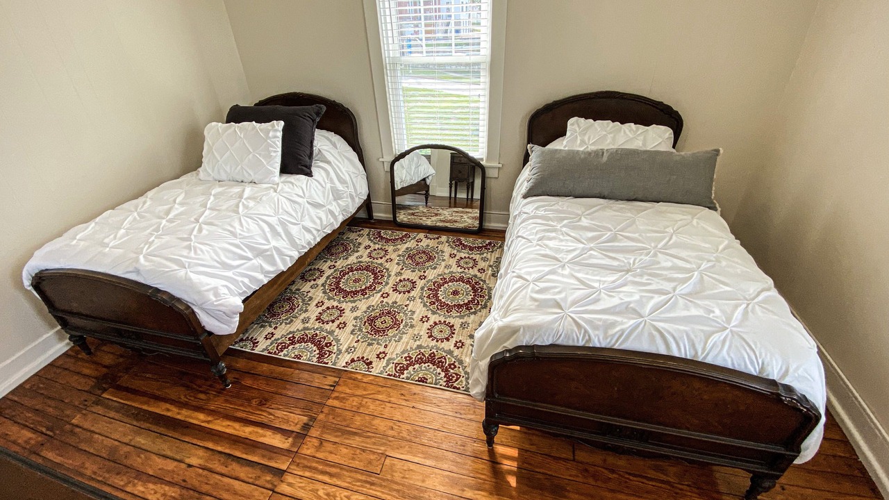 Photo of Bedroom in Jefferson City