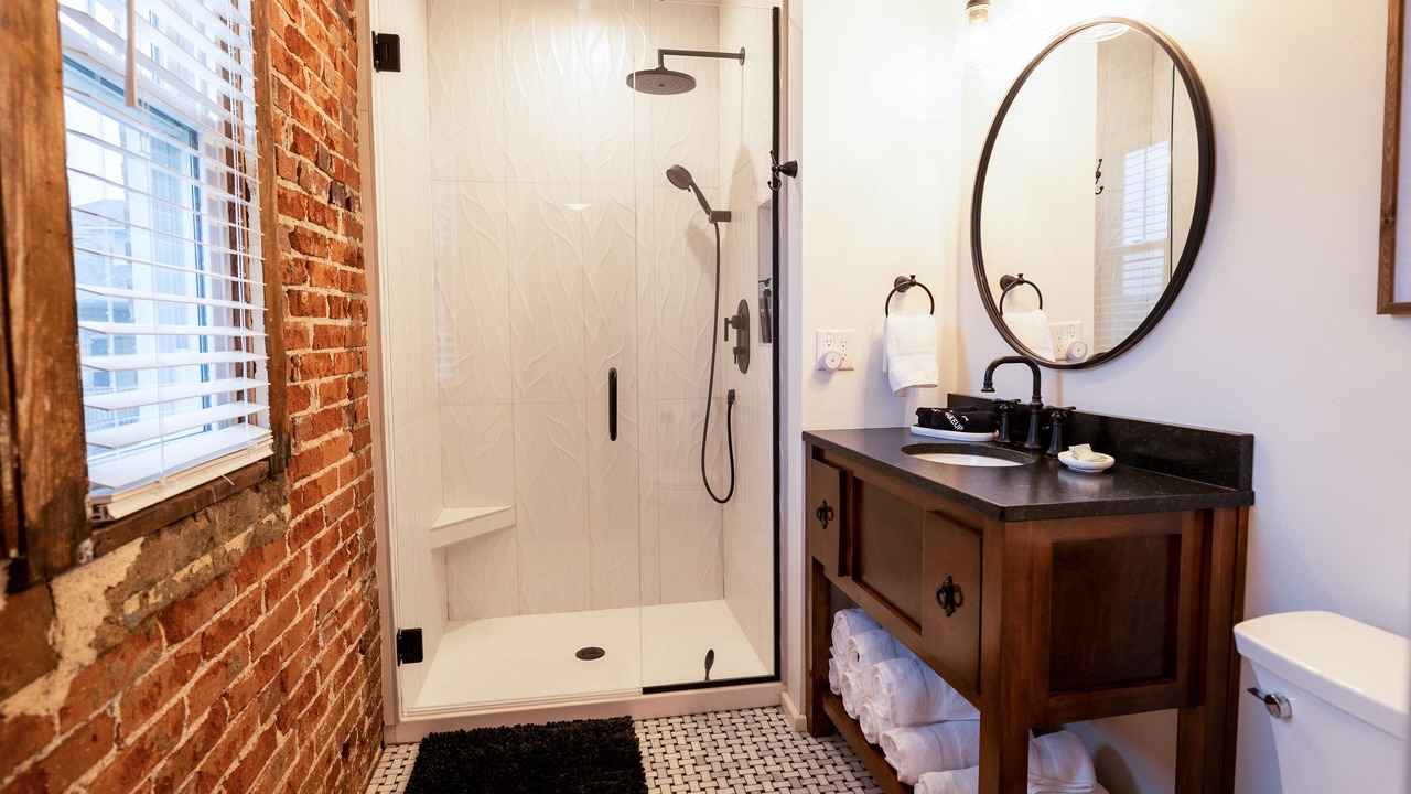 Photo of Bathroom in Jefferson City
