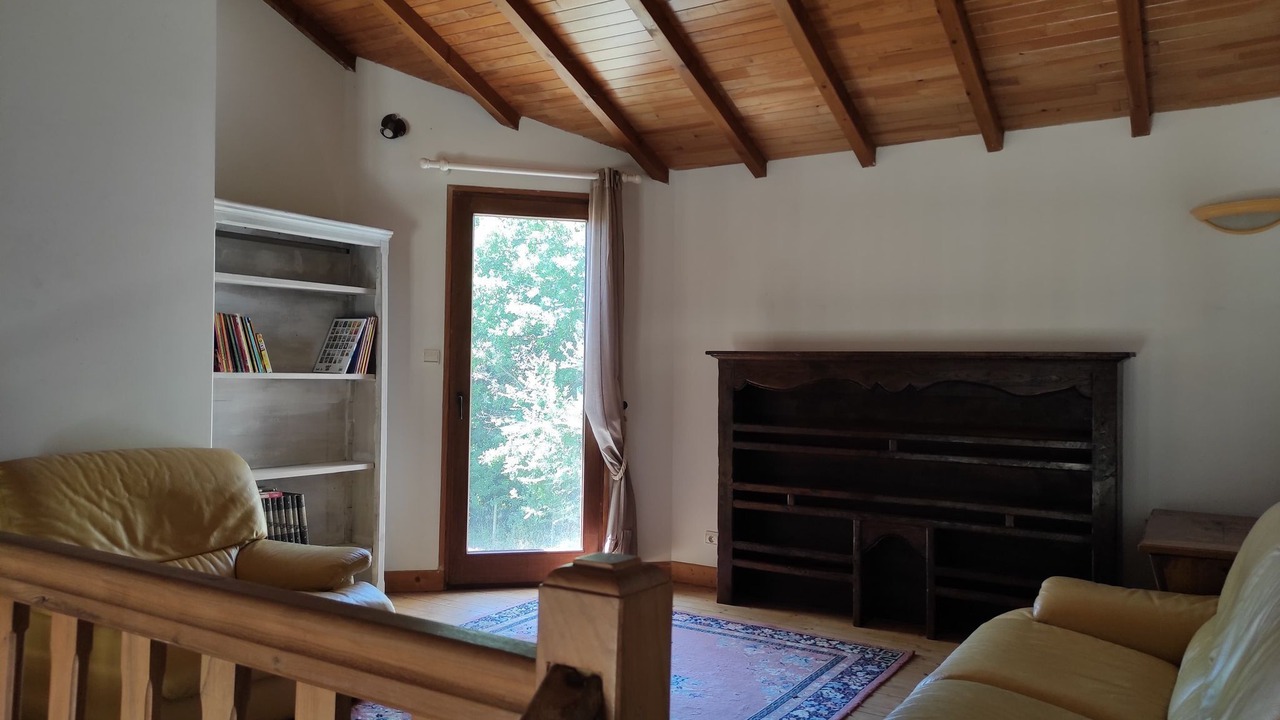 Photo of Livingroom in Montcabrier
