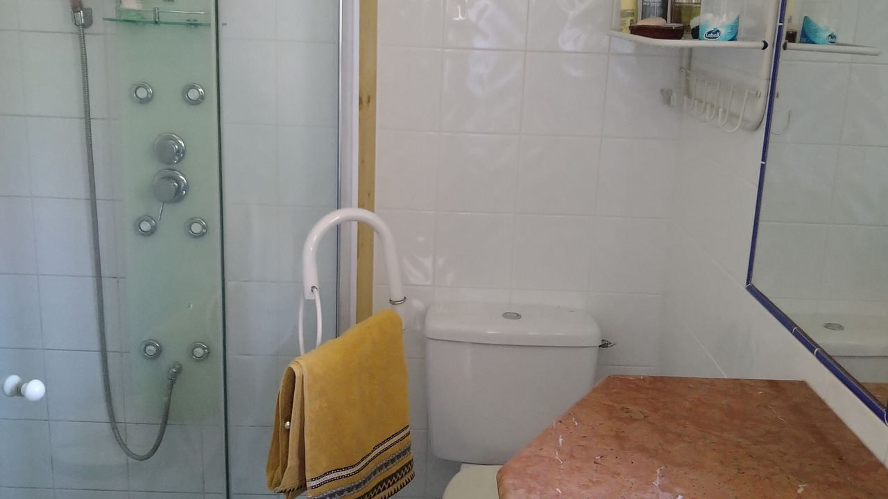 Photo of Bathroom in Montcabrier