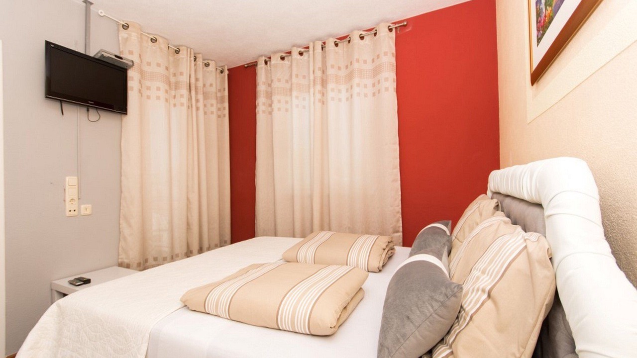 Photo of Bedroom in Okrug Gornji