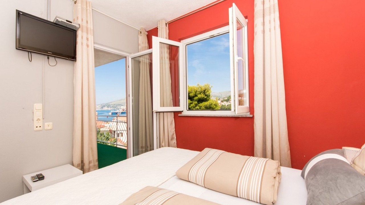 Photo of Bedroom in Okrug Gornji