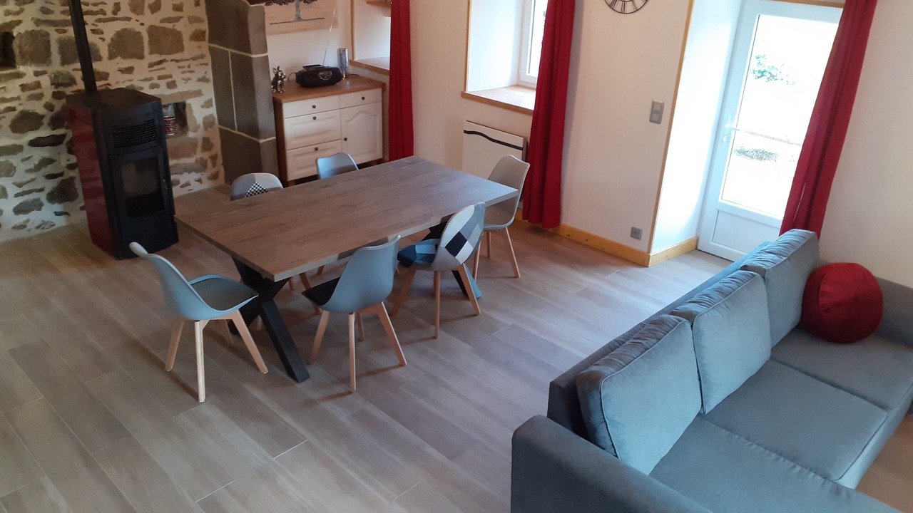 Photo of Livingroom in Labessette