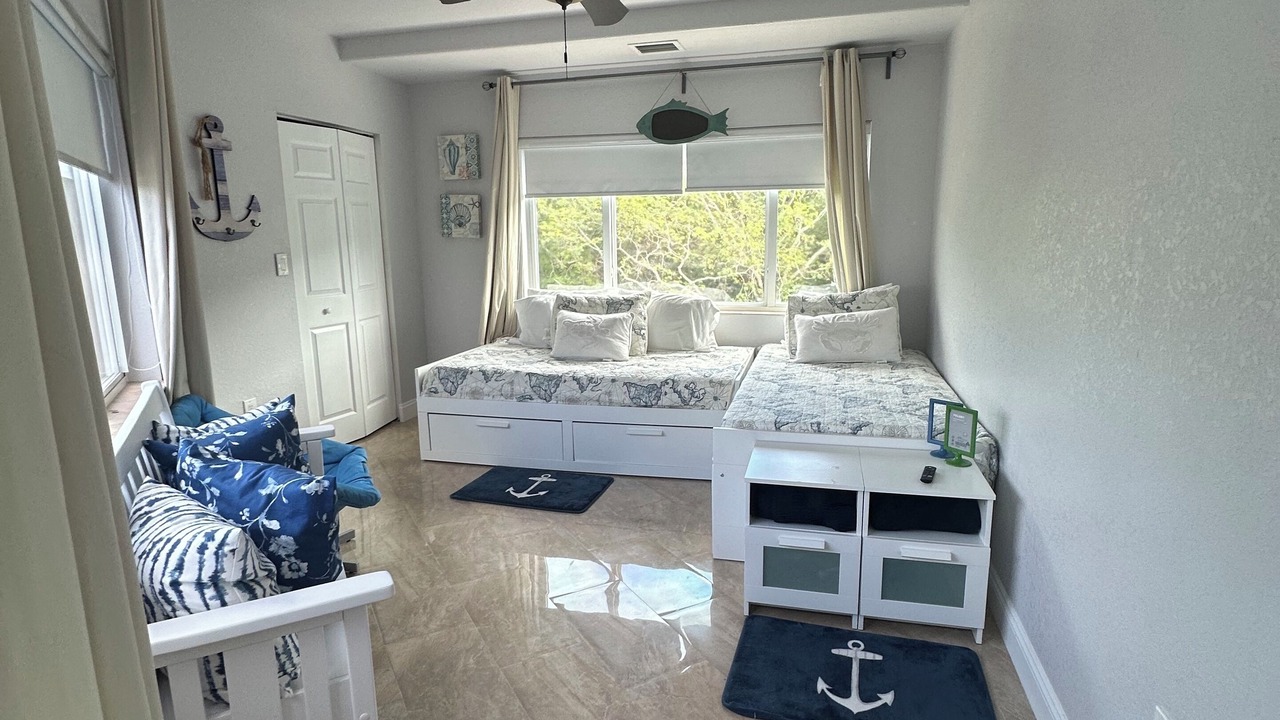 Photo of Bedroom in Twin Lakes