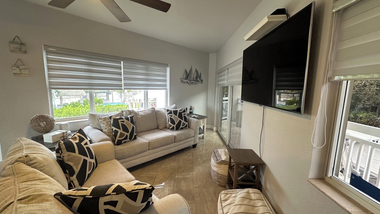Photo of Livingroom in Twin Lakes