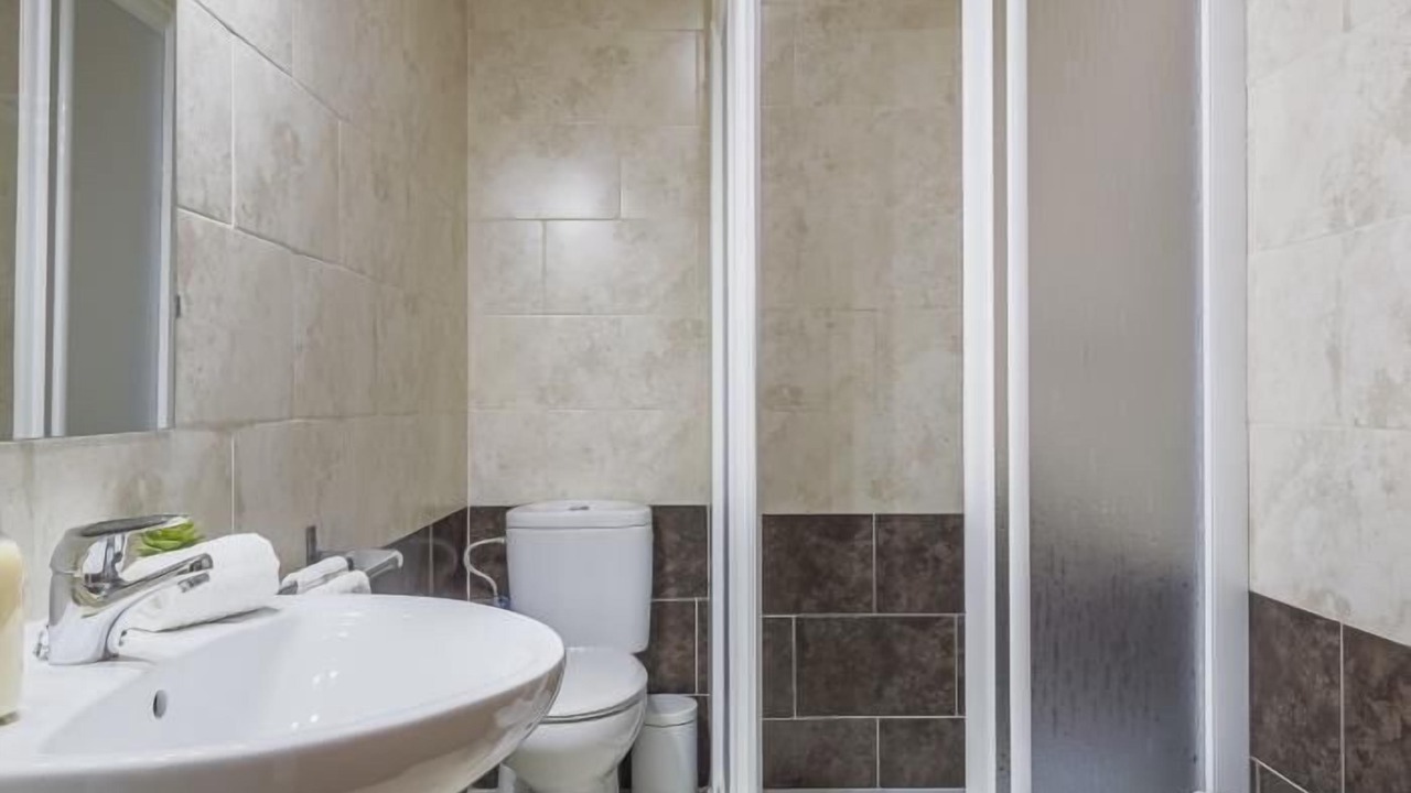 Photo of Bathroom in Alcala Del Rio