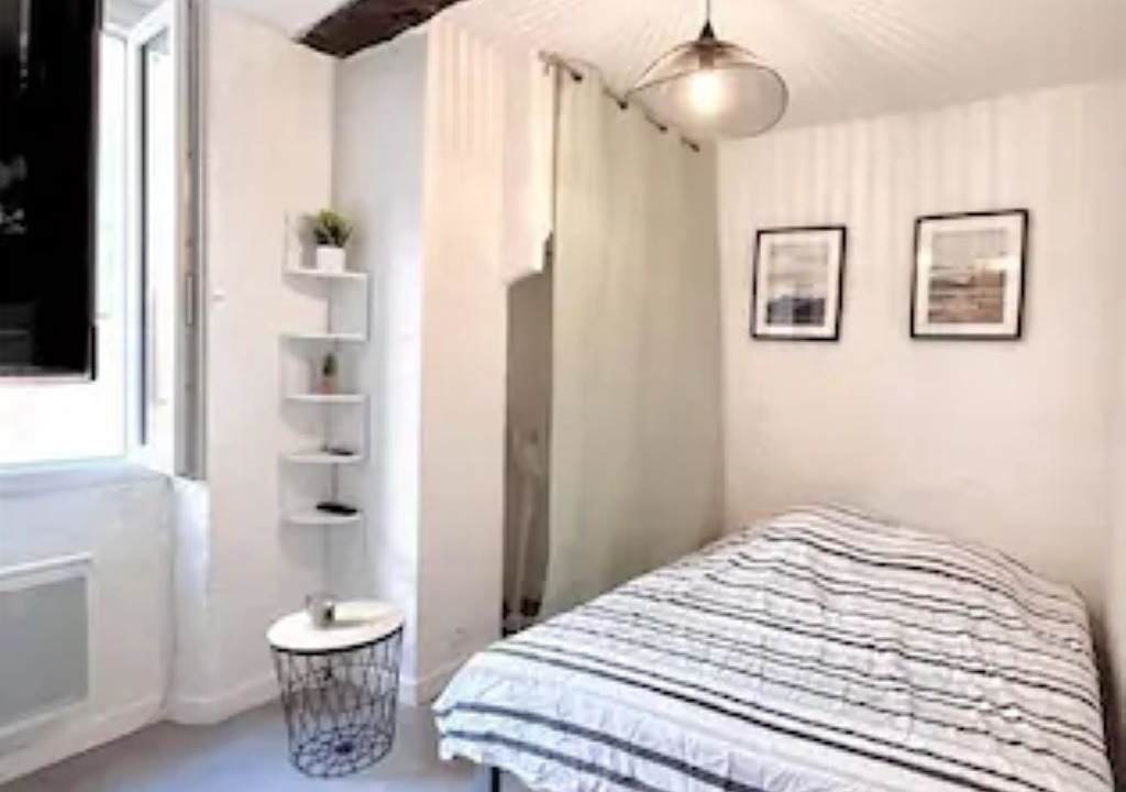 Photo of Bedroom in La Roquebrussanne