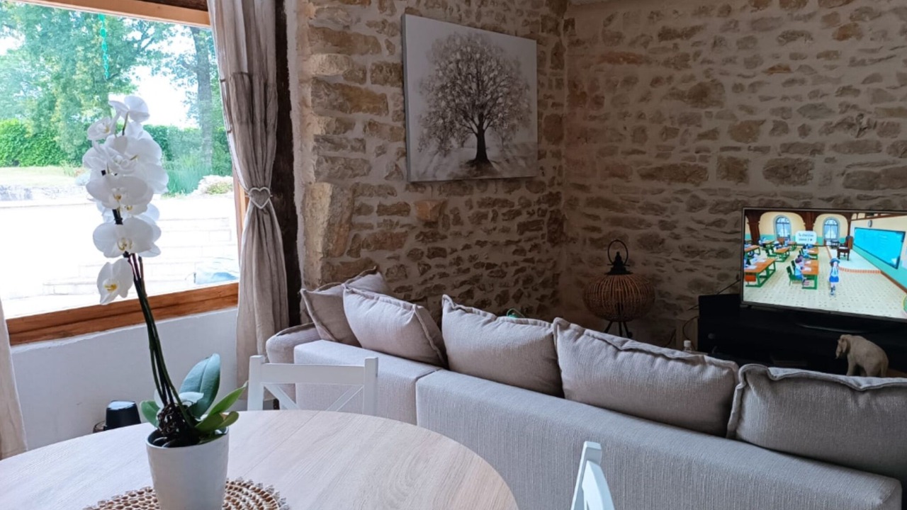 Photo of Livingroom in Le Grand-Madieu