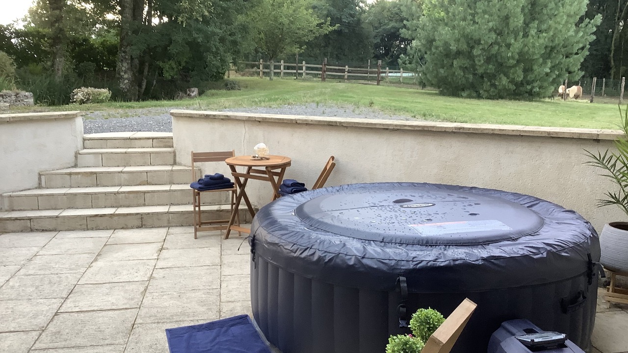 Photo of Outdoor in Le Grand-Madieu