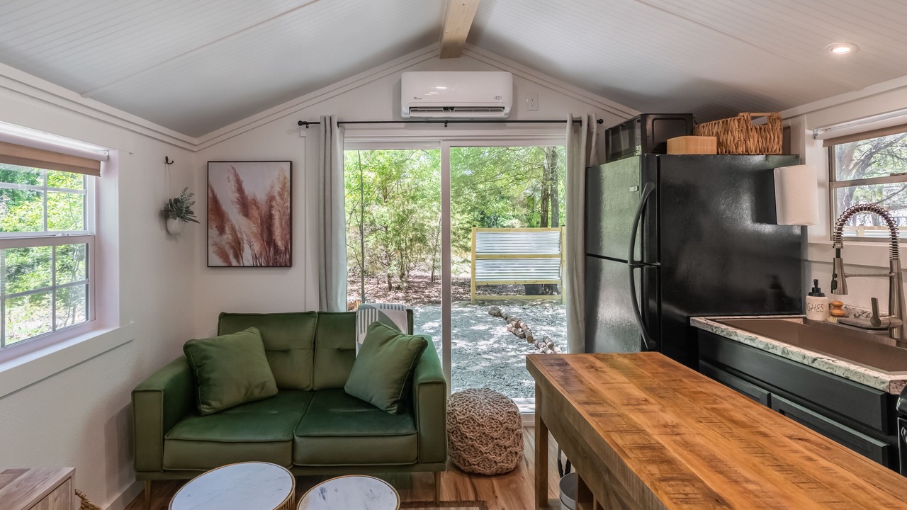 Photo of Livingroom in Greenville