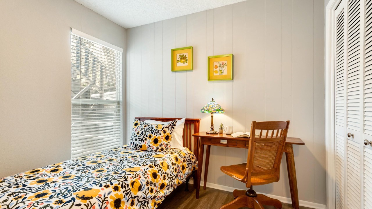 Photo of Bedroom in Barton Hills