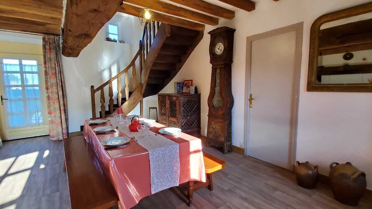 Photo of Others in Crevin