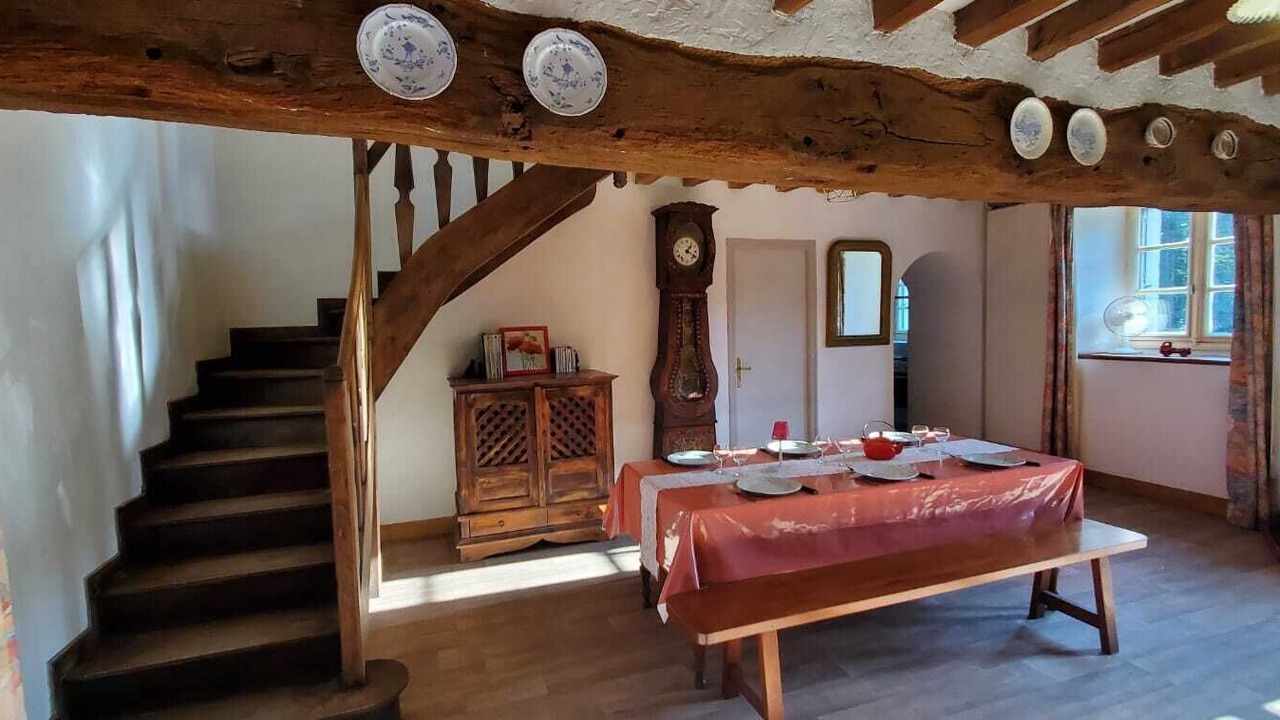 Photo of Others in Crevin