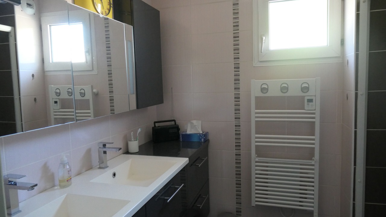 Photo of Bathroom in Lemasson